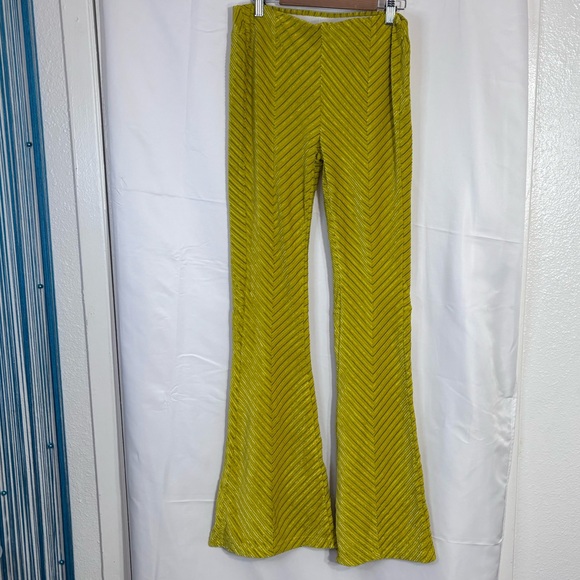 Free People Velvet Flare Pants Warm Olives XS NWT - Picture 2 of 4